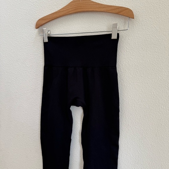 Set Active Sculptflex Power High-Rise Leggings in Onyx Size XS - Picture 3 of 6